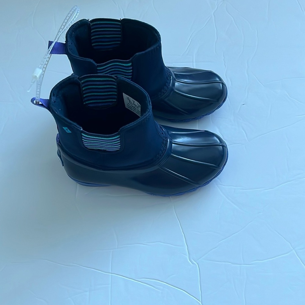 Sperry kids snow boots size 10
